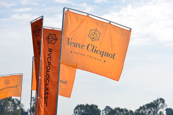 Mack Attends the 3rd Annual Veuve Cliquot Polo Classic in LA on 6th October 2012
Keywords: polo8