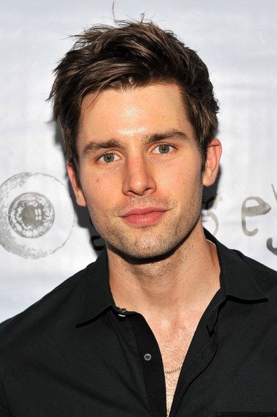 Actor Chris Conroy at the Glass Eye Pix's 'BENEATH' Premiere in NYC 15th July 2013 at the IFC Center
Keywords: bpremi38