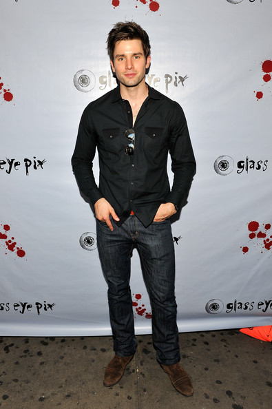 Actor Chris Conroy at the Glass Eye Pix's 'BENEATH' Premiere in NYC 15th July 2013 at the IFC Center
Keywords: bpremi39