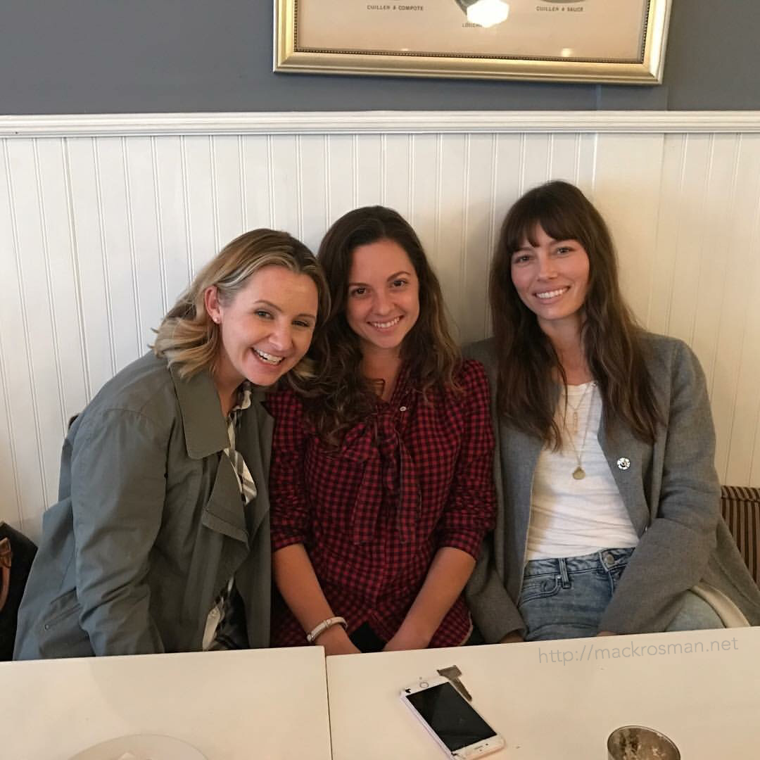 EXCLUSIVE: Mackenzie Rosman hung out with fellow former 7th Heaven Co-Stars Jessica Biel and Beverley Mitchell on Wednesday 8th February in West Hollywood LA
Keywords: jessicabiel jessica biel mackenzierosman mackenzie rosman beverleymitchell beverley mitchell 7thheaven tvshow thewb sistersreunion 7thheavenreunion