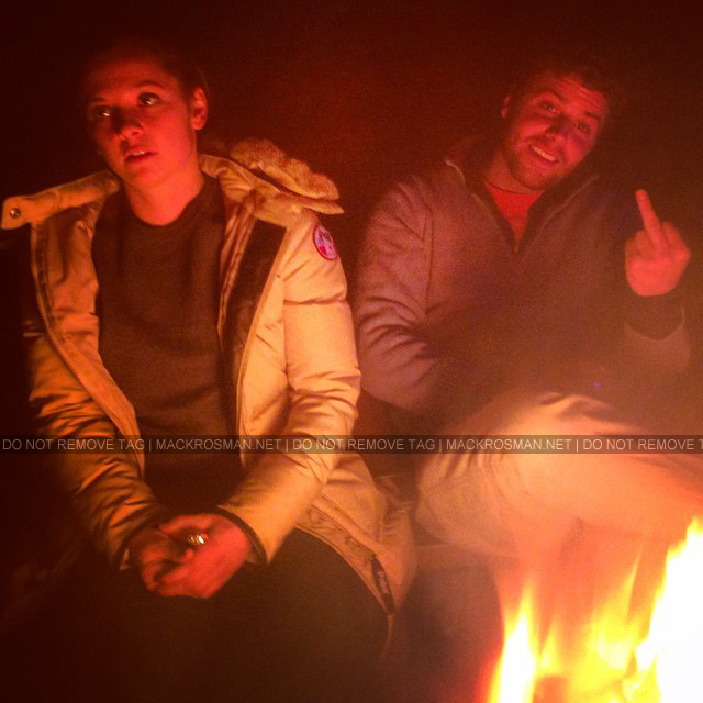 EXCLUSIVE: Mackenzie Rosman with Friend Willie Hanging Out Around a Bonfire at The Cork Factory in Baltimore, Maryland on 8th December 2014
Keywords: mackenzierosman 7thheaven ruthiecamden thewb jessicabiel mackrosman 