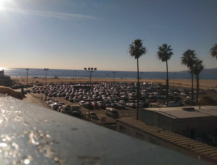 EXCLUSIVE: Mackenzie Rosman Went to Santa Monica Beach in LA to Catch Up With Good Friend Sean on November 25th 2014
Keywords: mackenzierosman 7thheaven ruthiecamden thewb jessicabiel mackrosman 
