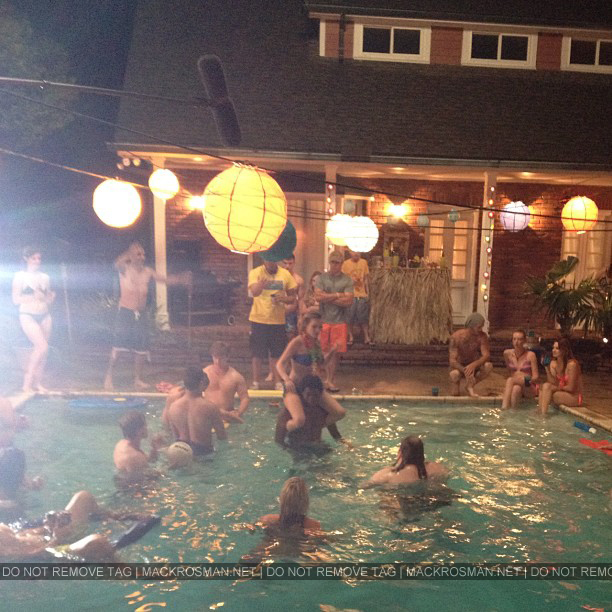 Exclusive: Mack, Co-Stars & Crew During a Pool Party Scene On-Set of Mack's New Film 'Ghost Shark' in Louisiana September 2012
Keywords: gho61