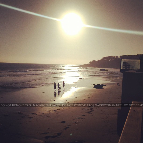 EXCLUSIVE NEW PHOTO: Mack, Colette & Brigham Hanging Around On Broad Beach, Malibu CA In October 2013
Keywords: exclusive61