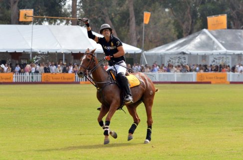 Mack Attends the 3rd Annual Veuve Cliquot Polo Classic in LA on 6th October 2012
Keywords: polo10