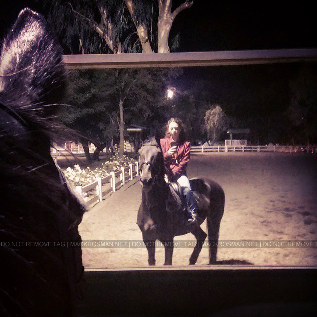 EXCLUSIVE: Mackenzie Rosman Taking A Reflecting Selfie on Her Horse Ody in November 2014 
Keywords: mackenzierosman 7thheaven ruthiecamden thewb jessicabiel mackrosman 