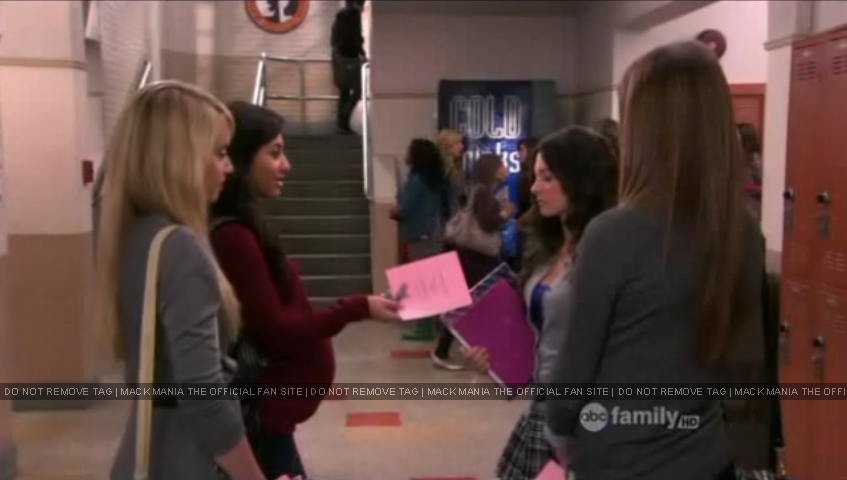 Mack as Zoe in The Secret Life of the American Teenager May 16th 2011 
Keywords: ll11