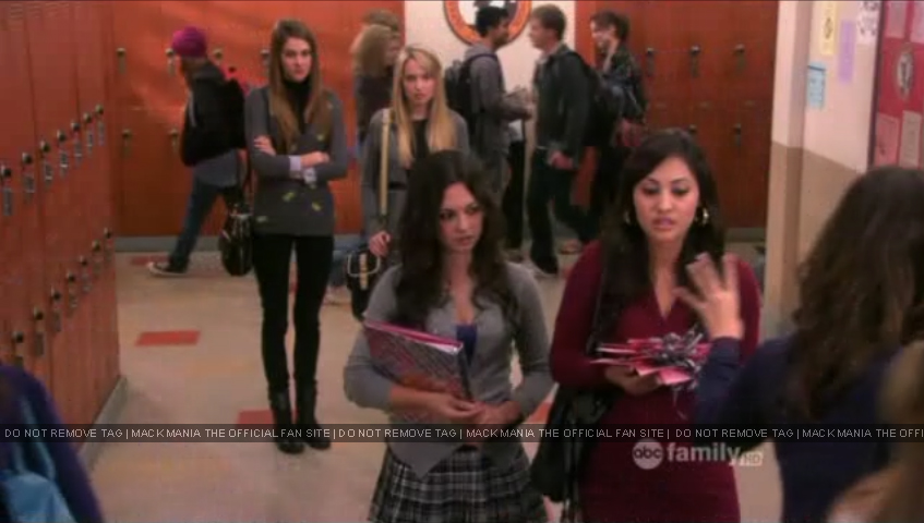 Mack as Zoe in The Secret Life of the American Teenager May 16th 2011
Keywords: ll29