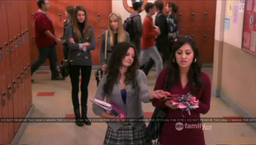 Mack as Zoe in The Secret Life of the American Teenager May 16th 2011
Keywords: ll31