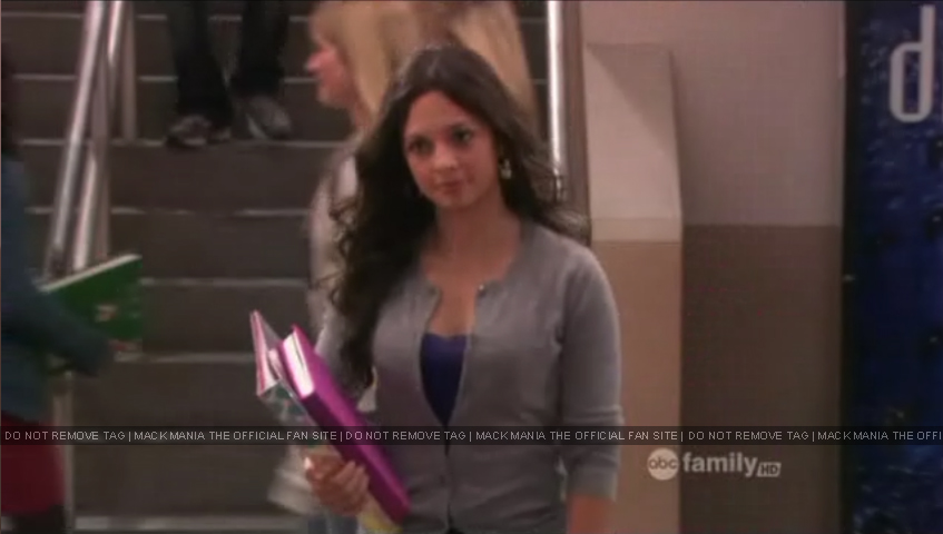 Mack as Zoe in The Secret Life of the American Teenager May 16th 2011 
Keywords: ll8