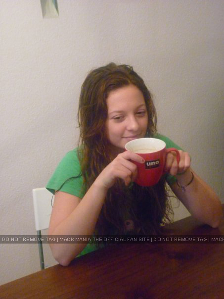 mack drinking Pia Neihoff's Uno E Basta Coffee - November 2009
