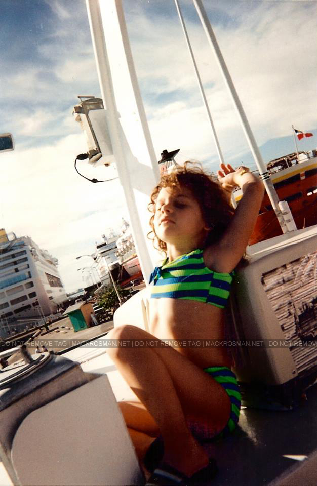 EXCLUSIVE CANDID PHOTO: A Young Mack On Vacation On Board A Boat & Relaxing By The Water Circa 1994
Keywords: youngmackrelaxingonvacation