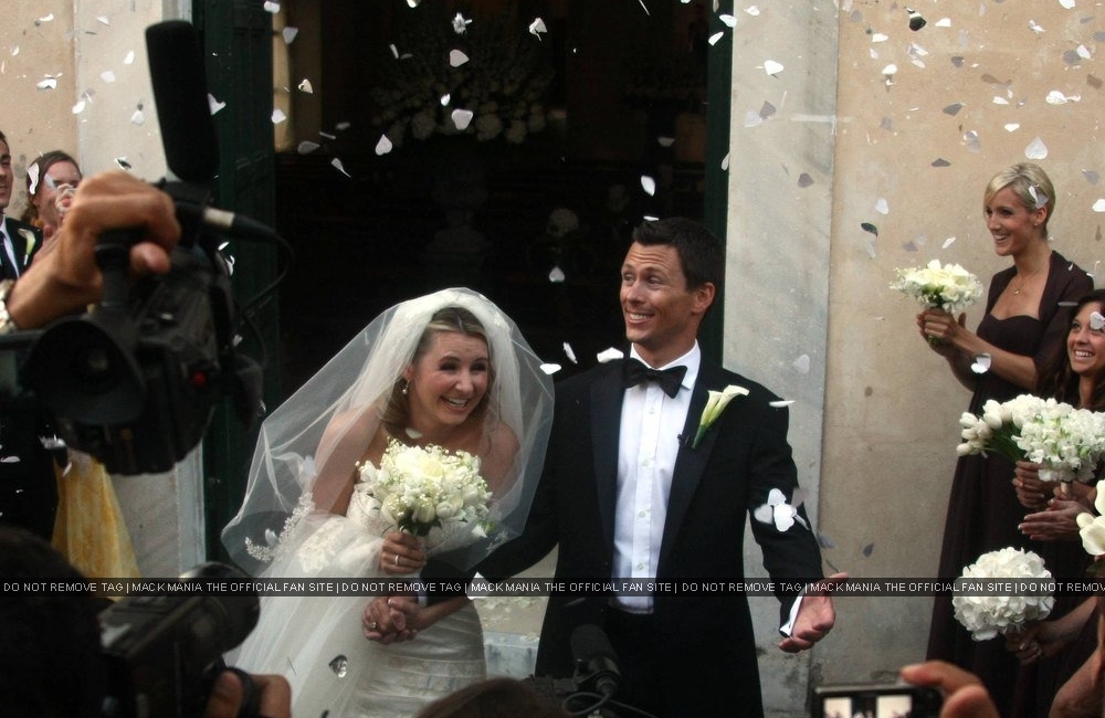 Beverley Mitchell & Michael Cameron's Italian Wedding 1st October 2008
Keywords: bwed25