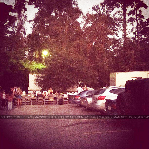 Exclusive: Cast at Dinner On-Set of Mack's New Film 'Ghost Shark' in Louisiana September 2012
Keywords: gho254