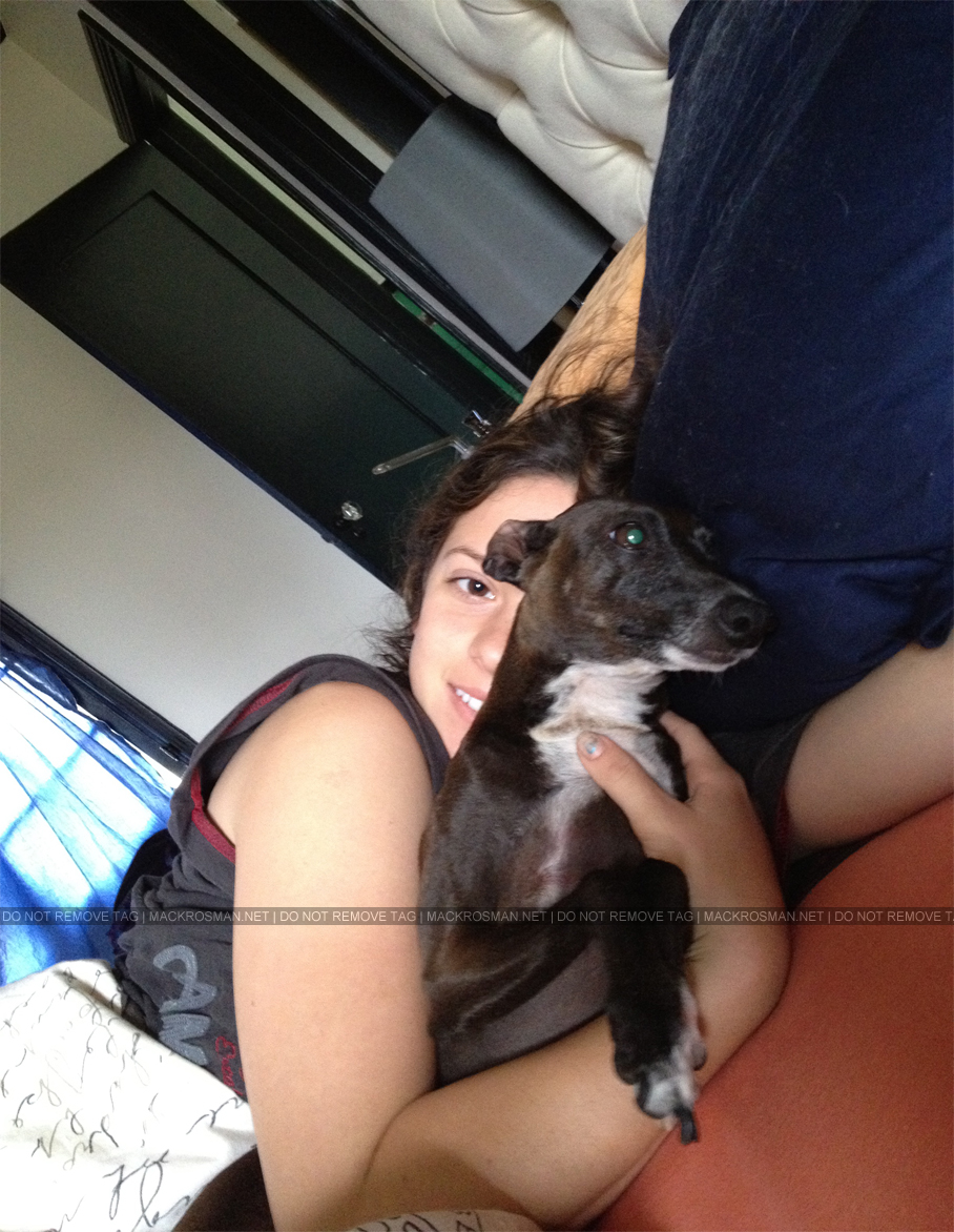 EXCLUSIVE NEW PHOTO: Mack spending quality morning time with her cute pet dog Paloma!
From Mack: "Quality morning time with P." - 6th July 2012
Keywords: exclusive6